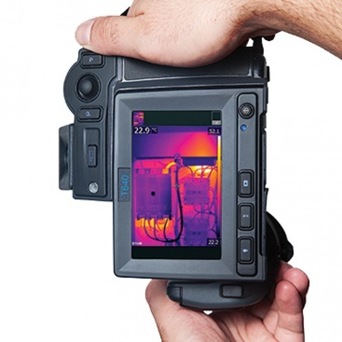 FLIR T660
